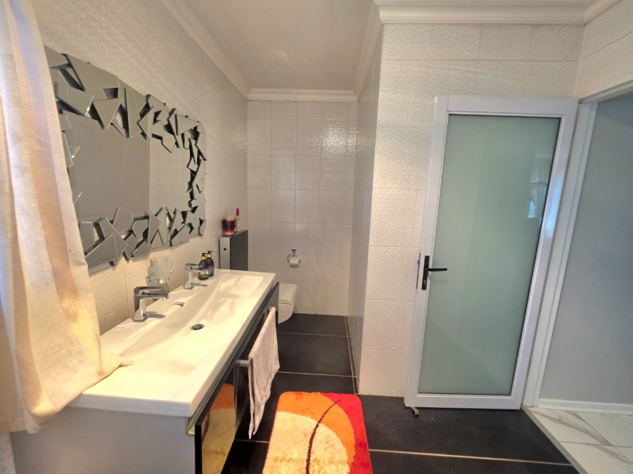 4 Bedroom Property for Sale in Panorama Free State